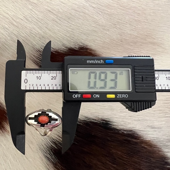 ❤️ Signed Native Felix Perry Red Spiny Shadow Box Ring Navajo Unisex Size 5.75 - Picture 11 of 13